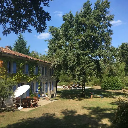L'airial, * Moustey